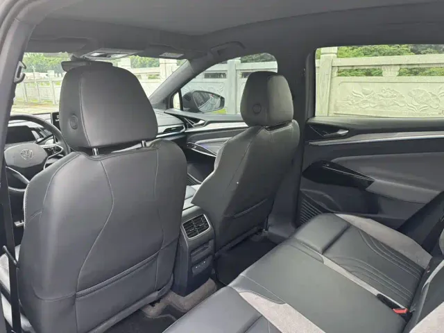 Volkswagen ID.4 Crozz — Фото автомобиля 5