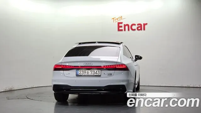 Audi A7 4K — Фото автомобиля 4