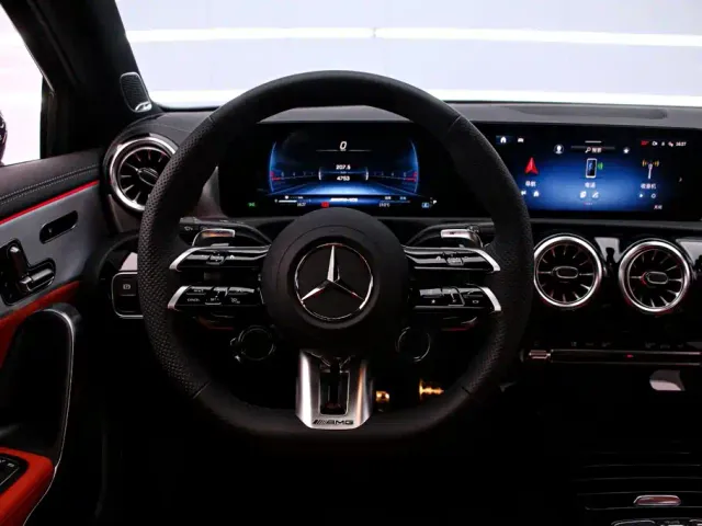 Mercedes-Benz A-Class AMG — Фото автомобиля 7