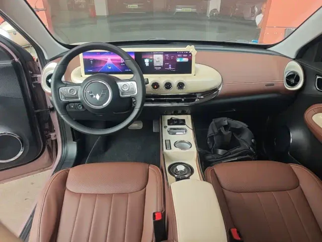 Wuling Bingo — Фото автомобиля 9
