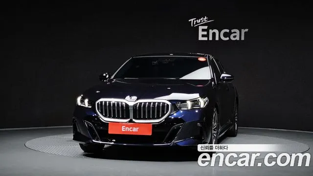 BMW 5-Series 5 серия (G60) 523d xDrive M Sport — Фото автомобиля 2