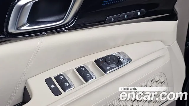 Kia Carnival Generation 4 — Фото автомобиля 30