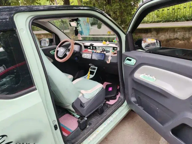 Wuling Hongguang Mini EV — Фото автомобиля 20