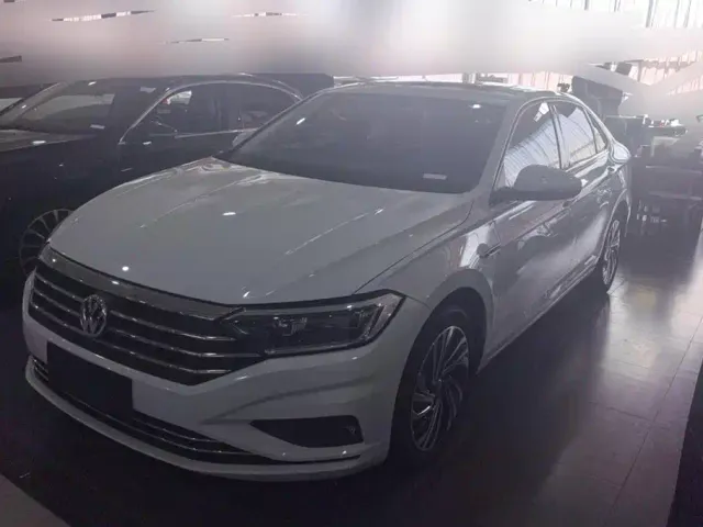 Фотография автомобиля — Volkswagen Sagitar