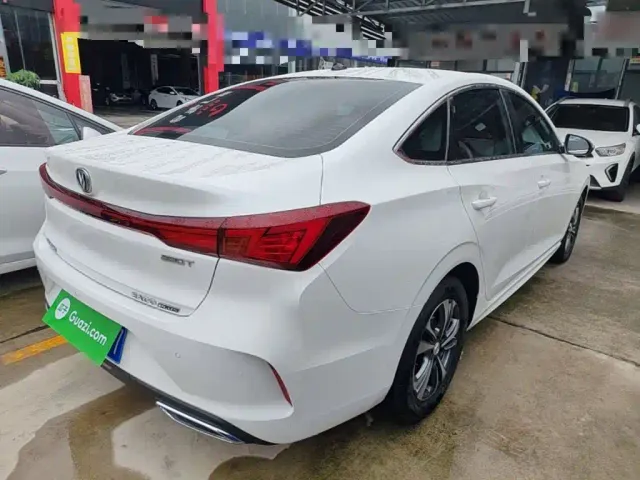 Changan Eado — Фото автомобиля 6