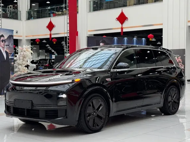 Фотография автомобиля — Li Auto L9