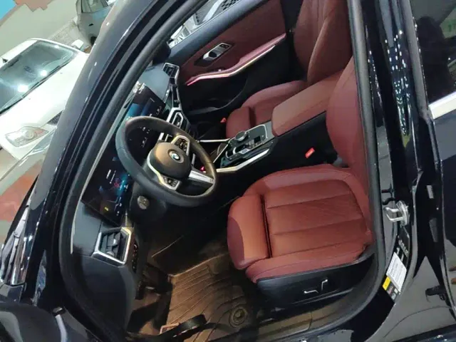 BMW i3 — Фото автомобиля 14