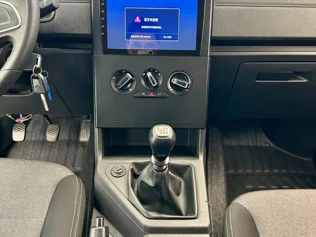 Wuling Zhengcheng — Фото автомобиля 10