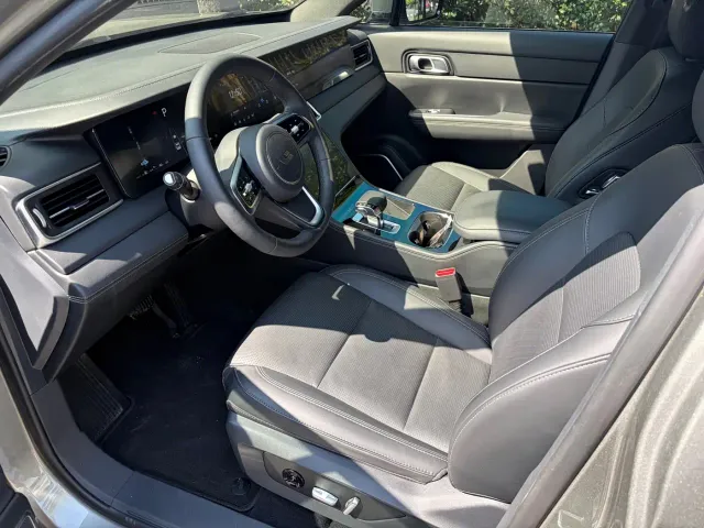 Li Auto ONE — Фото автомобиля 7