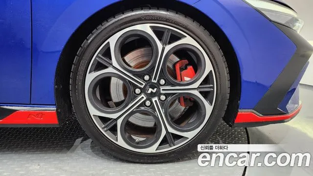 Hyundai AVANTE — Фото автомобиля 16