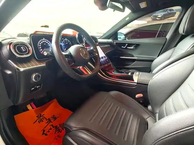 Mercedes-Benz C-Class — Фото автомобиля 4