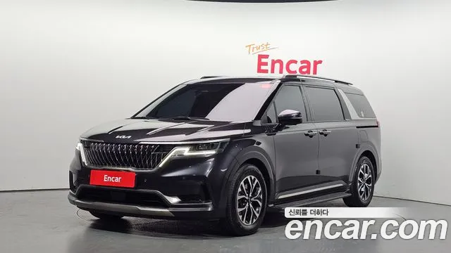 Kia Canival — Фото автомобиля 7