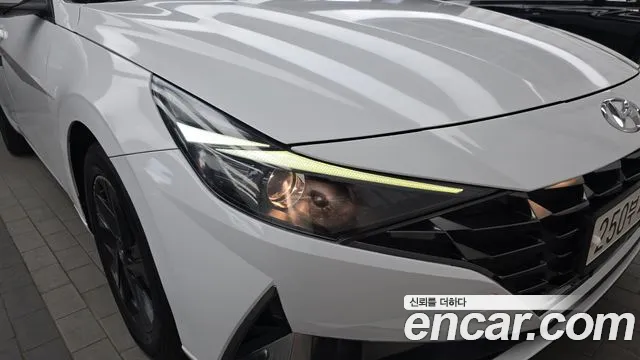 Hyundai AVANTE Avante (CN7) — Фото автомобиля 22