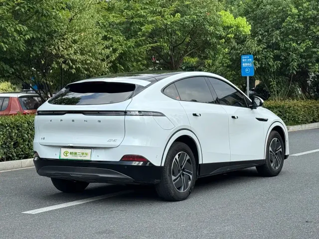 Xpeng G6 — Фото автомобиля 11