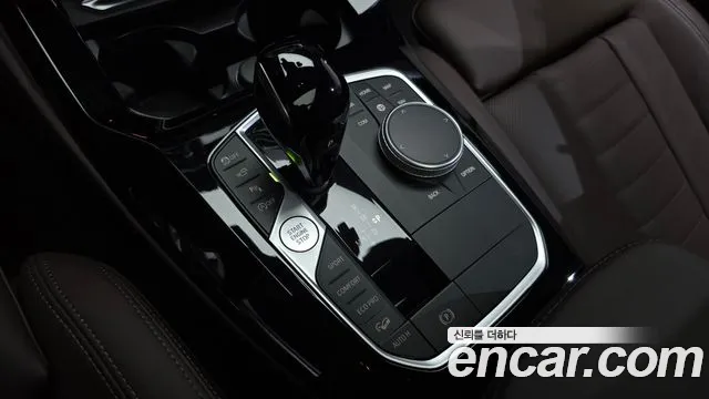 BMW X4 xDrive20i M Sport — Фото автомобиля 9