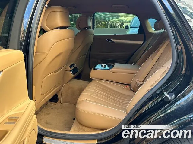 Genesis G80 RG3 — Фото автомобиля 8