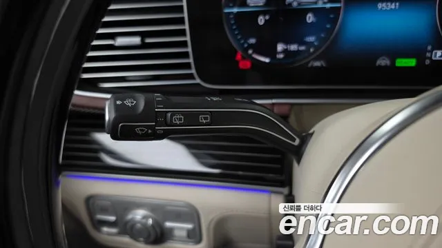 Mercedes-Benz GLS-Class — Фото автомобиля 23