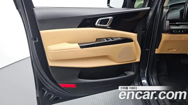 Kia Canival — Фото автомобиля 23