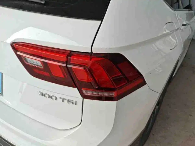 Volkswagen Tiguan L — Фото автомобиля 8