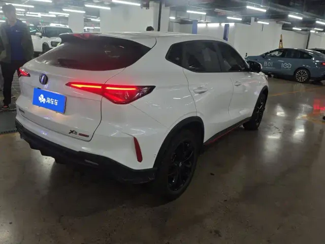 Changan X5 Plus — Фото автомобиля 3