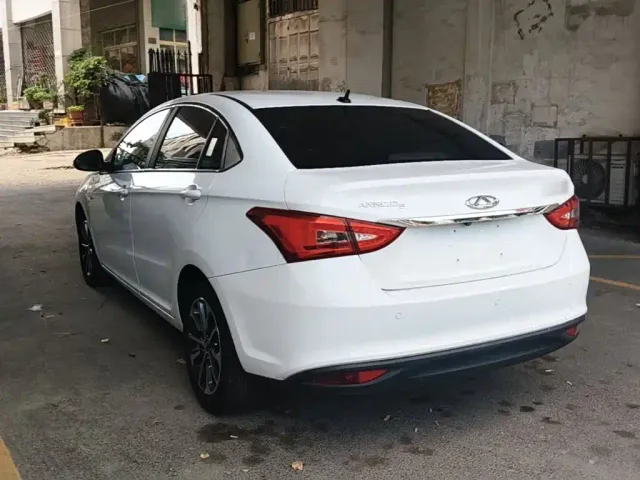 Chery Arrizo 5 — Фото автомобиля 4