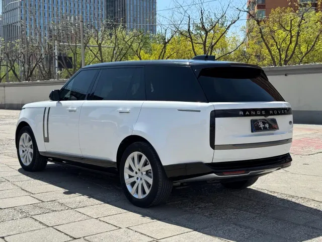 Land Rover Range Rover — Фото автомобиля 17