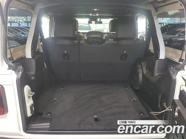 Jeep Wrangler JL — Фото автомобиля 17