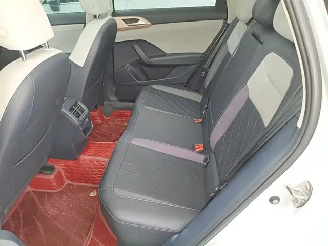 Volkswagen Tharu — Фото автомобиля 16