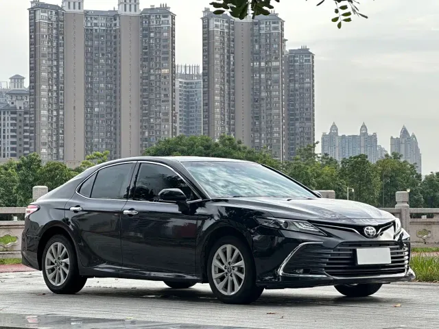 Toyota Camry — Фото автомобиля 3