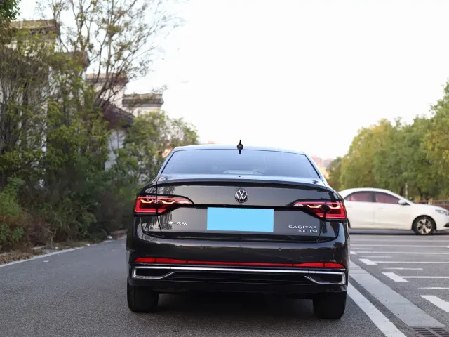 Volkswagen Sagitar — Фото автомобиля 6
