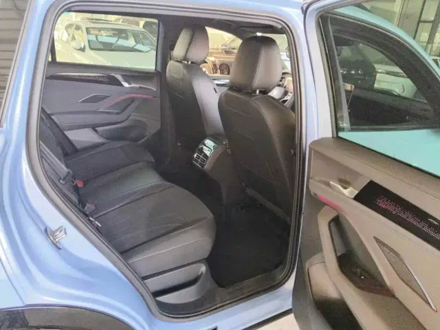Volkswagen Tiguan L — Фото автомобиля 11