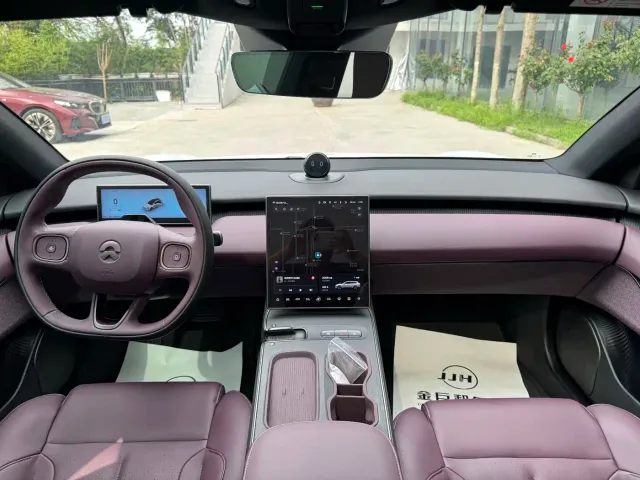 Nio ET5 Touring — Фото автомобиля 17