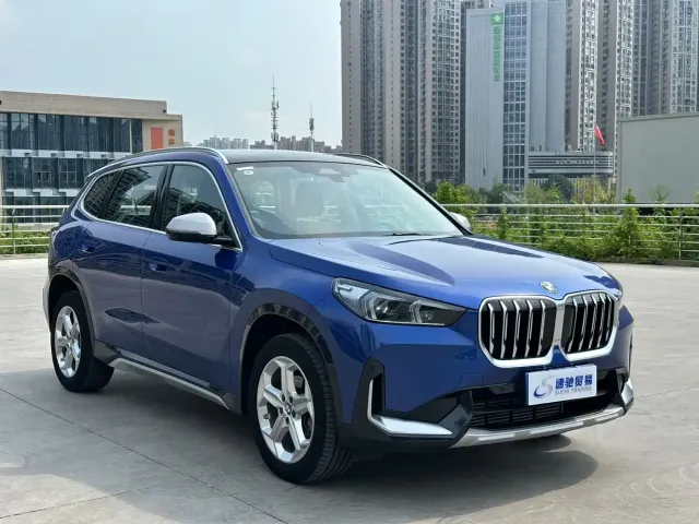 BMW X1 — Фото автомобиля 3