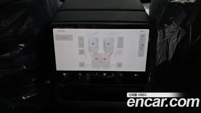 Tesla Model Y — Фото автомобиля 24