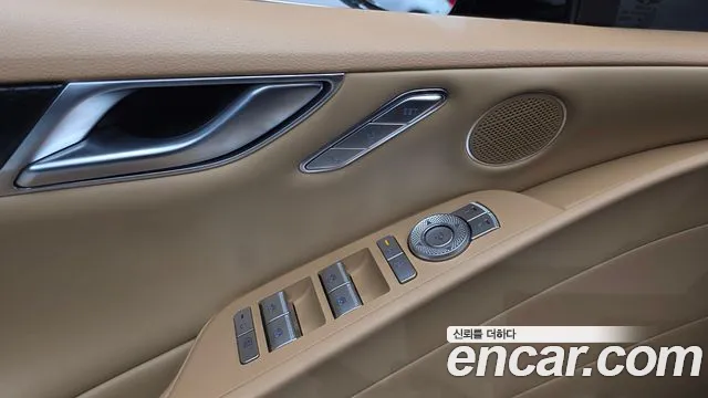 Genesis G80 Бензин 2.5 турбо AWD — Фото автомобиля 18