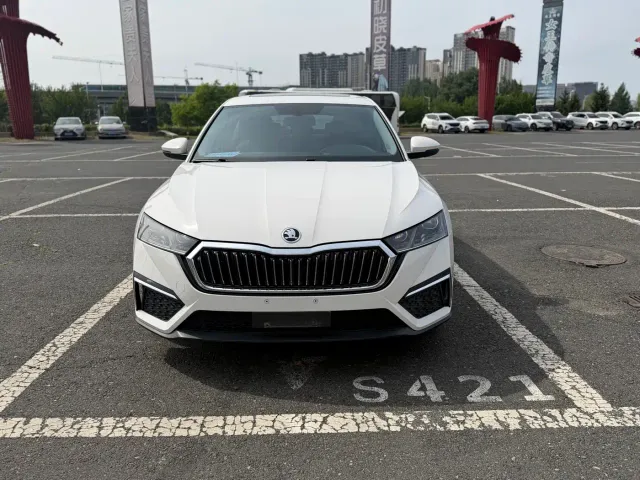 Skoda Octavia — Фото автомобиля 2