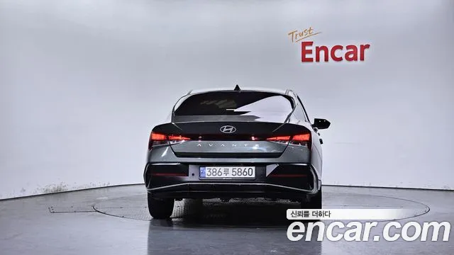 Hyundai AVANTE Новый Avante (CN7) — Фото автомобиля 4