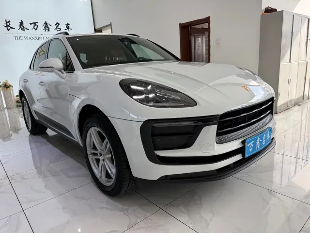 Porsche Macan — Фото автомобиля 3