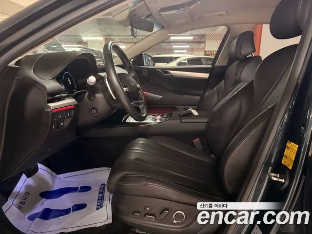 Genesis G80 Electrified G80 (RG3) — Фото автомобиля 16