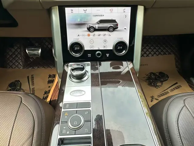 Land Rover Range Rover — Фото автомобиля 22
