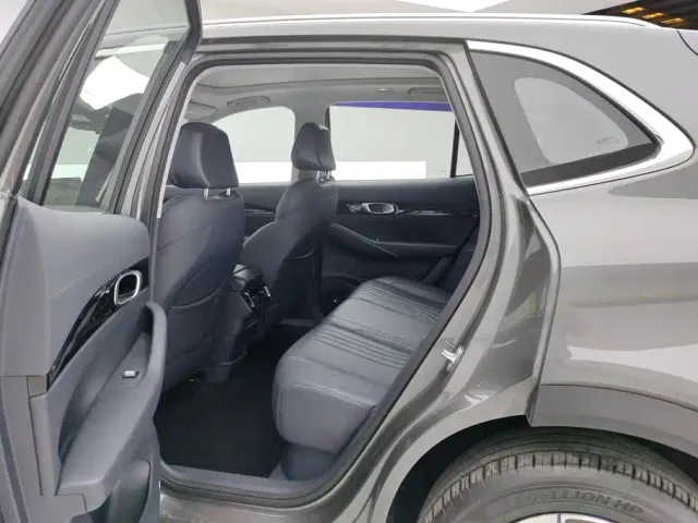 Geely Galaxy E5 — Фото автомобиля 10