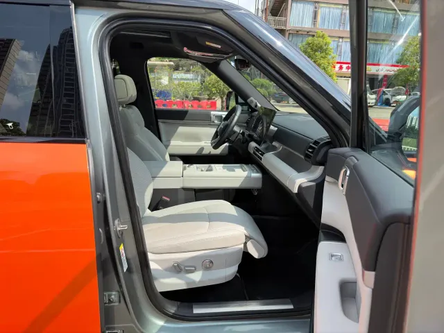 BYD FangChengBao Titanium 7 — Фото автомобиля 11