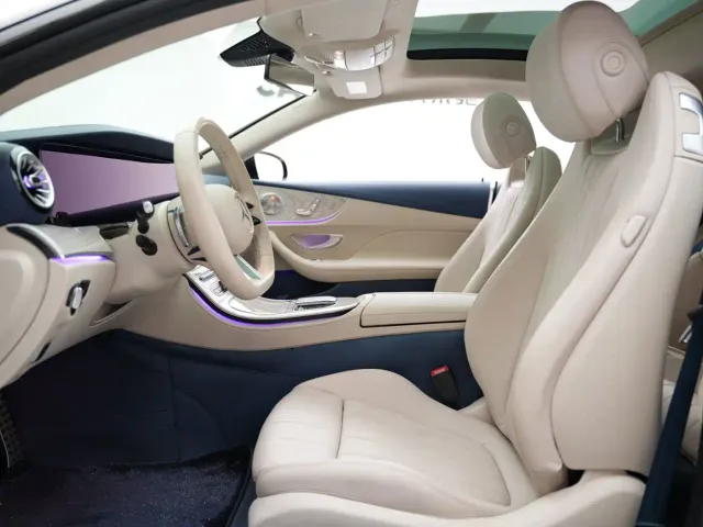 Mercedes-Benz E-Class — Фото автомобиля 4