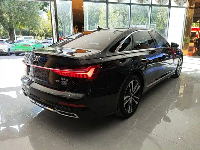 Audi A6L — Фото автомобиля 6