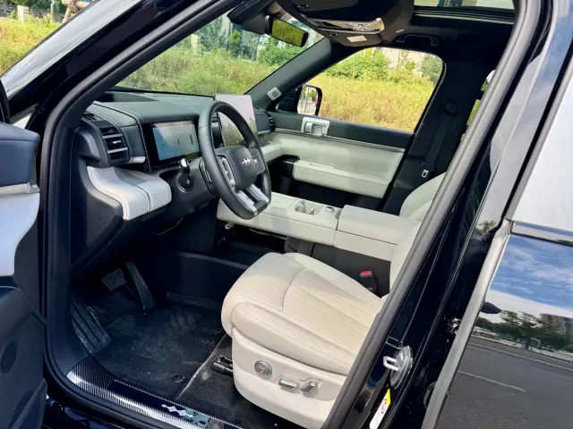 BYD FangChengBao Titanium 7 — Фото автомобиля 11