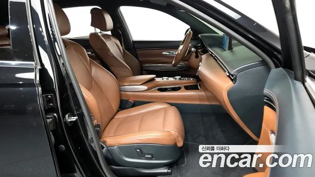 Genesis GV70 — Фото автомобиля 26