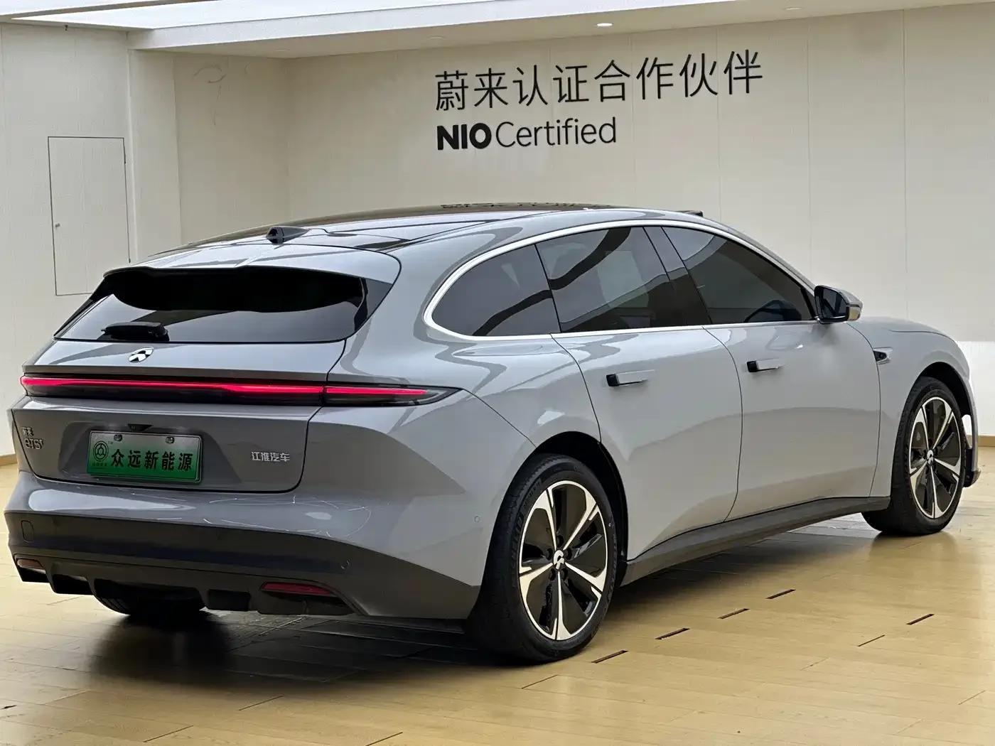 NIO NIO ET5T 2024 75kWh Touring — Фото автомобиля 5
