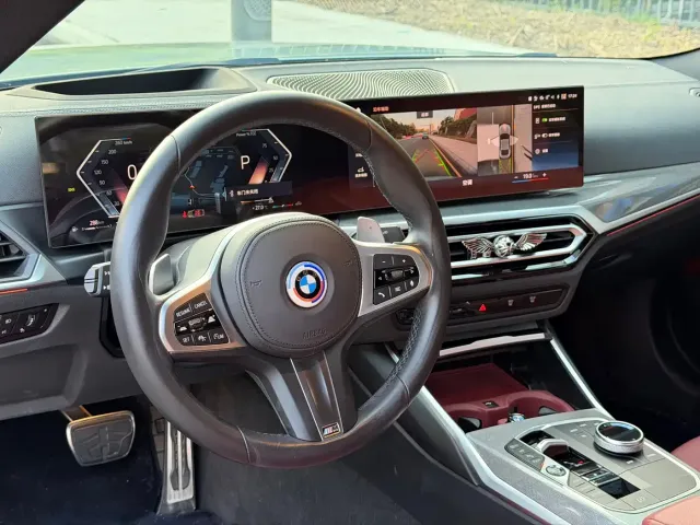 BMW BMW 4 Series 2024 430i M Sport Shadow Edition — Фото автомобиля 3