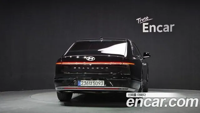 Hyundai Grandeur GN7 — Фото автомобиля 4