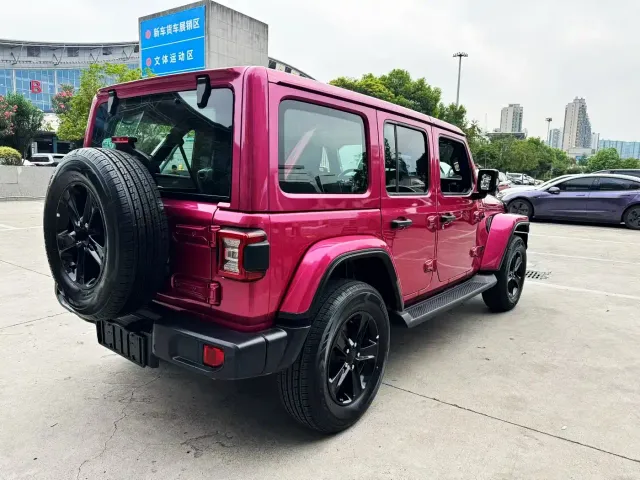 Jeep Wrangler — Фото автомобиля 4
